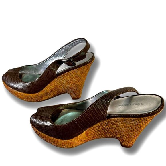 Banana Republic - Brown Reptile Leather - Sling Back Sandals. - Picture 1 of 6